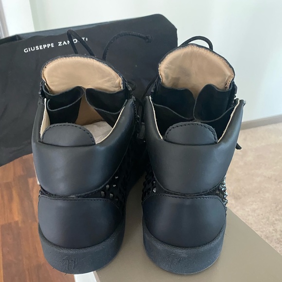 Brand new Giuseppe Zanotti - Picture 5 of 6